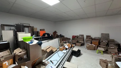 97m2 of Office Space to Lease in Ottery Hyper Business Suites 